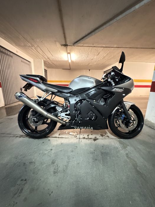 Yamaha R6 2004.
