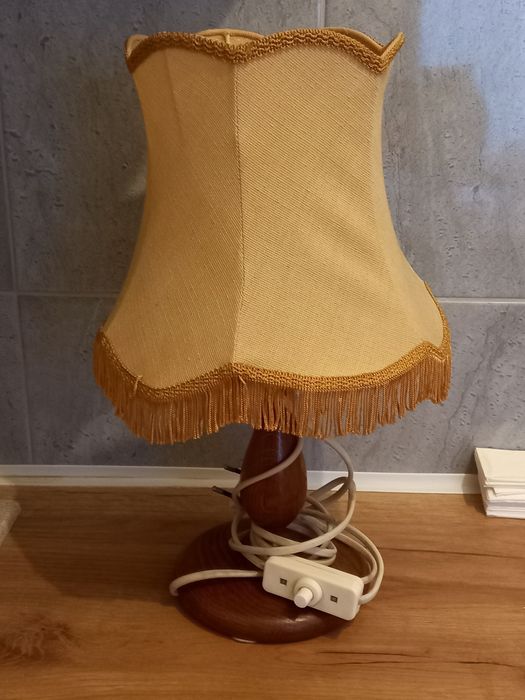 Duża lampa biurkowa