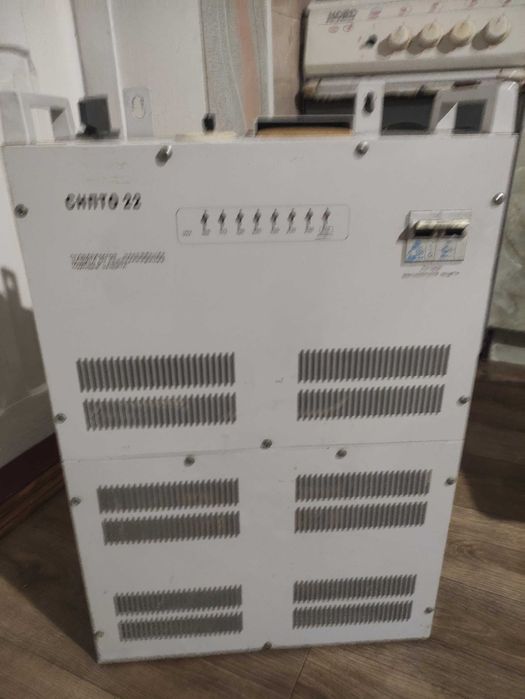 Стабілізатор напруги Volter 22 кВт