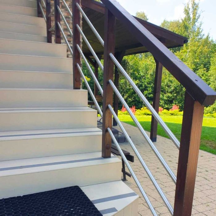 Balustrada  Zewnętrzna PEŁNY SYSTEM MONTAŻOWY - Rurki w pionie