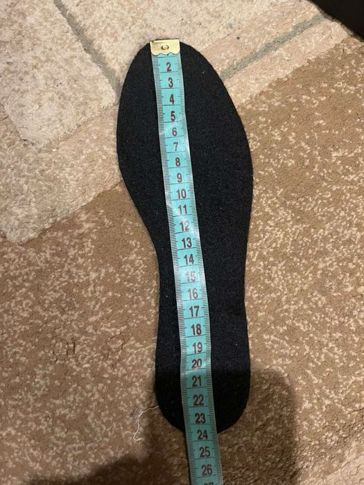 Продам ботинки 37 размер новые