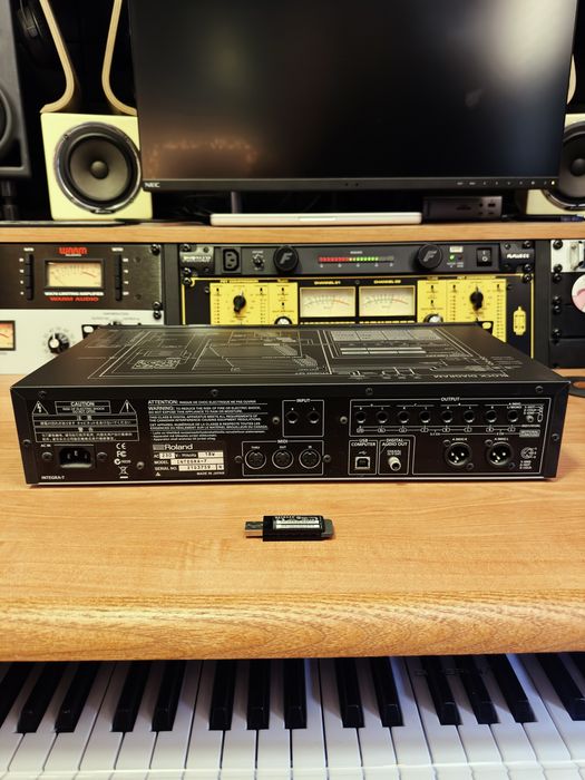 Roland INTEGRA 7  – Made in Japan