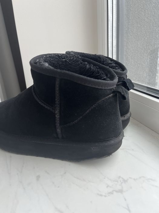 Угги чорні трендові на платформі