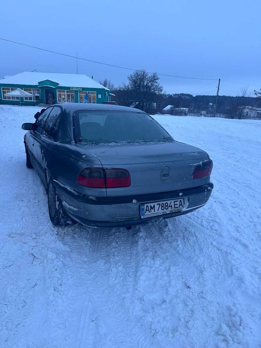 Опель Омега 2.0 г/б