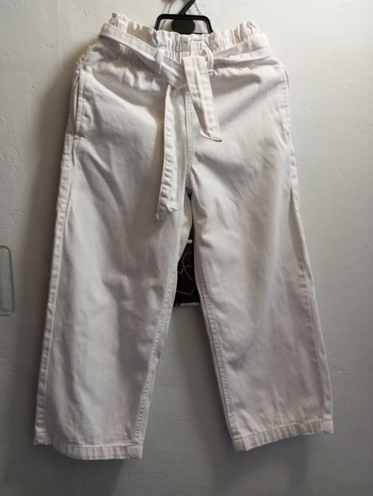 Spodnie dla dziewczynki na rozmiar 146 cm