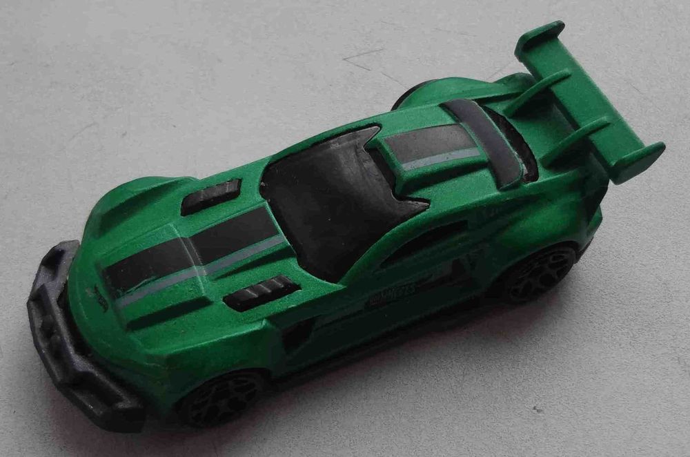 Детская машинка TRACK RIPPER FJV42 Hot Wheels 2017 Малайзия