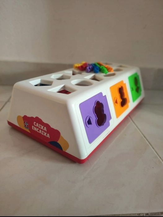 Shape Sorting Toy Box64174405523202124