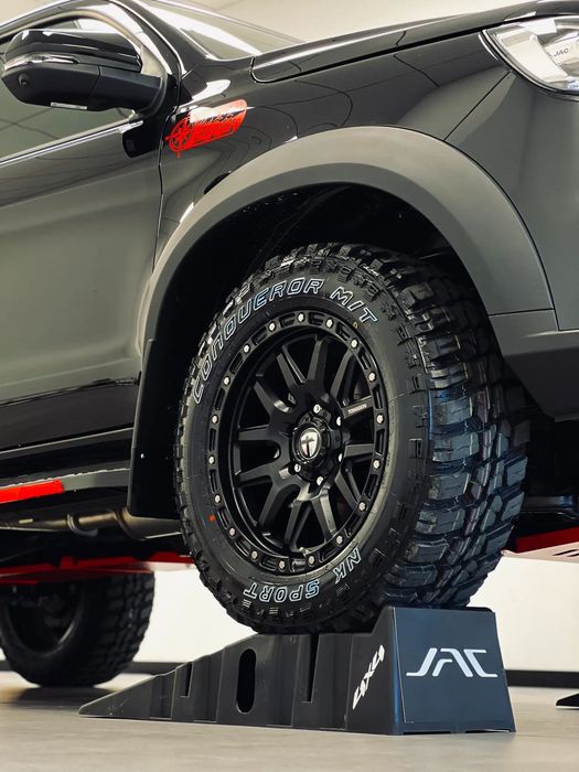 JAC T8 PRO JAC T8 PRO 4x4 Grupa BCH Chwaliński Opole .