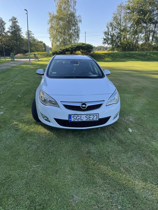 Opel Astra J kombi