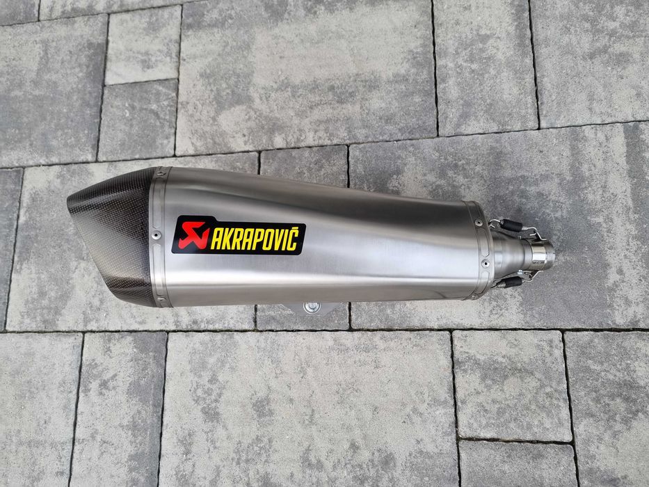 Piaggio MP3 Fuoco Beverly Nexus Satelis X Evo Tłumik Wydech Akrapovic