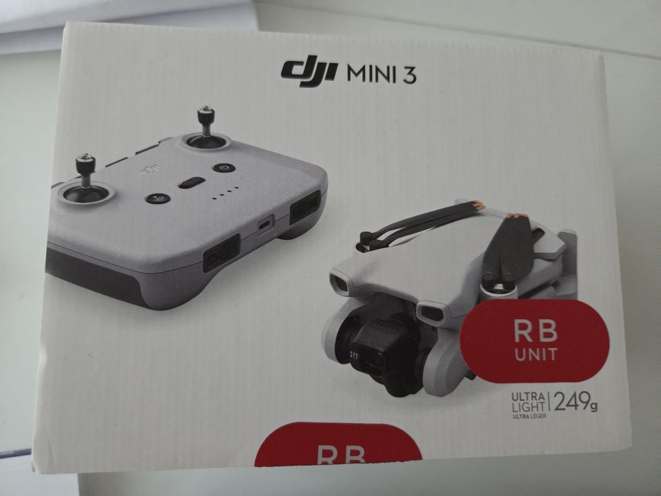 Zestaw Dji mini 3 + dji care + akcesoria