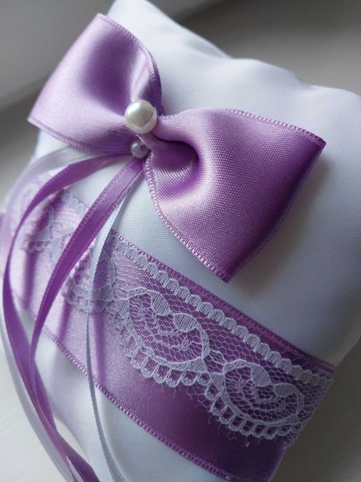 Подушка весільна для обручок