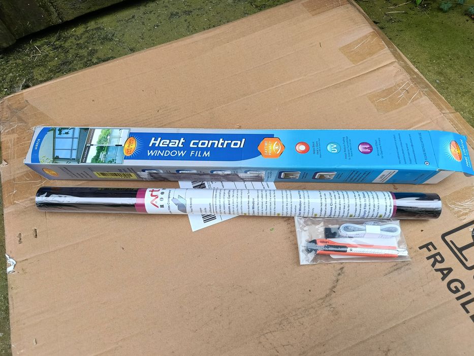 termoizolacyjna folia okienna, odblaskowa