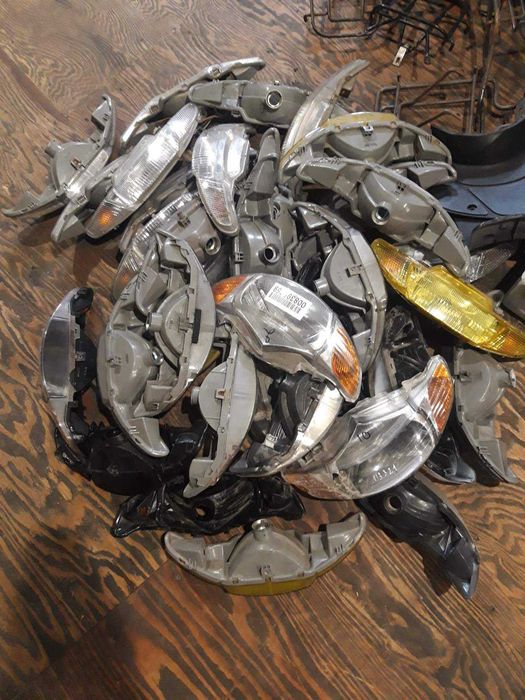 Продам пластик на японские скутера Suzuki lets honda dio yamaha  jog