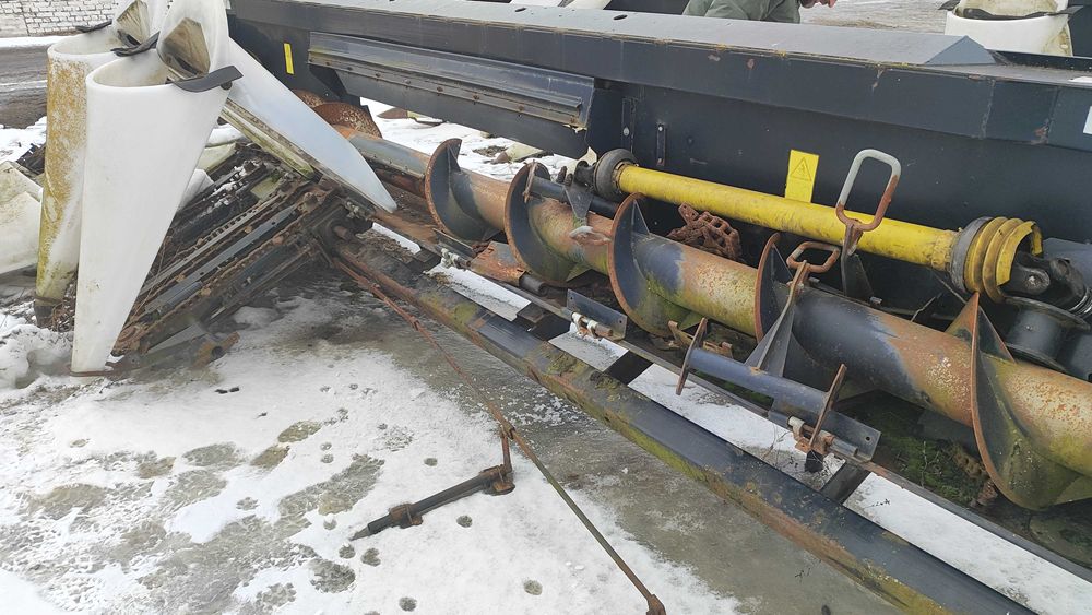 Жатка для збирання кукурудзи Oros 8+HSA