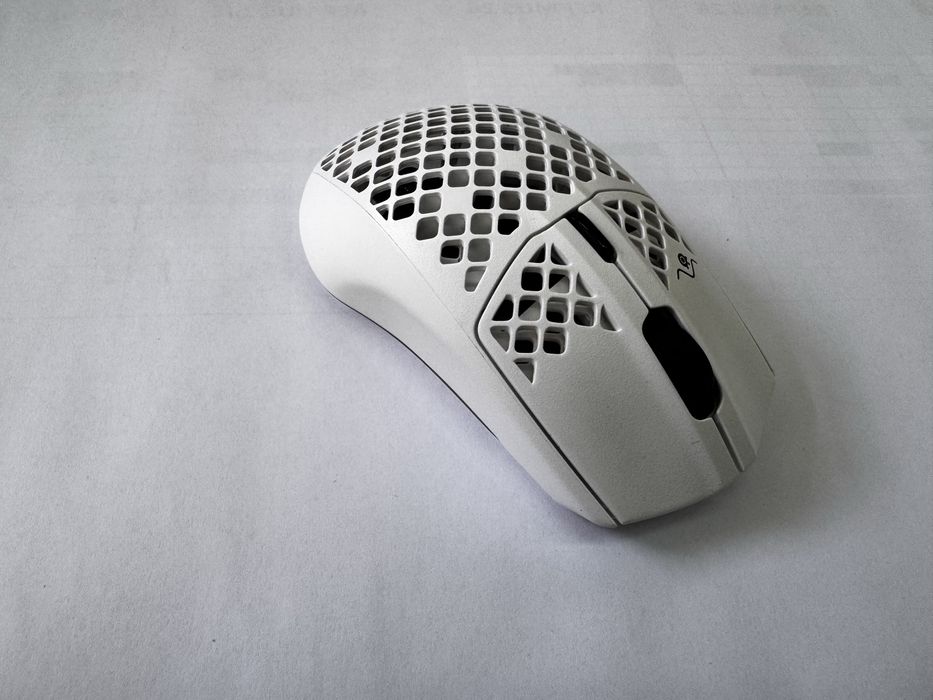 Rato steelseries aerox 3 Snow (2022) com fio