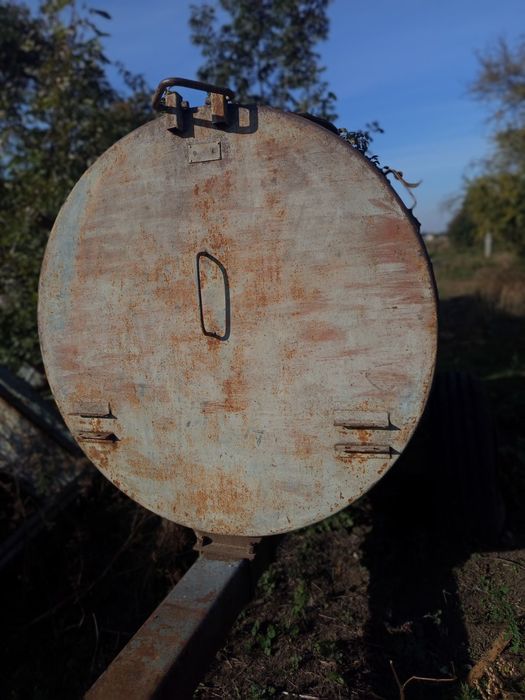 продам бочку 3 куба