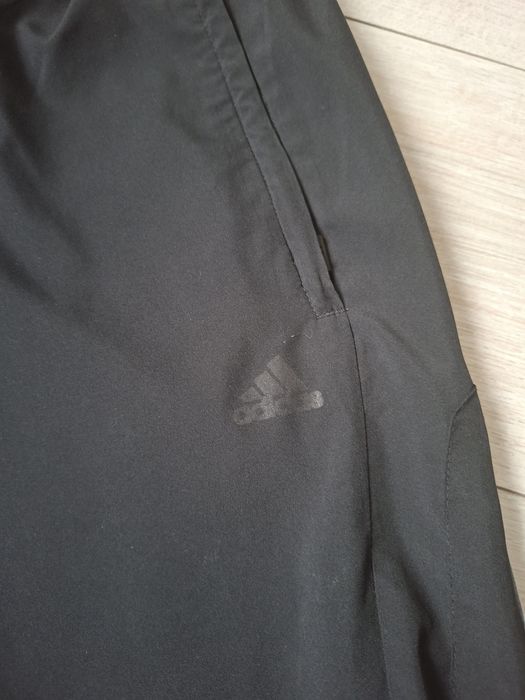 Spodnie dresowe adidas