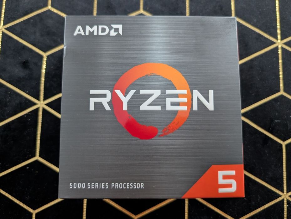 Procesor AMD Ryzen 5 5600X BOX AM4