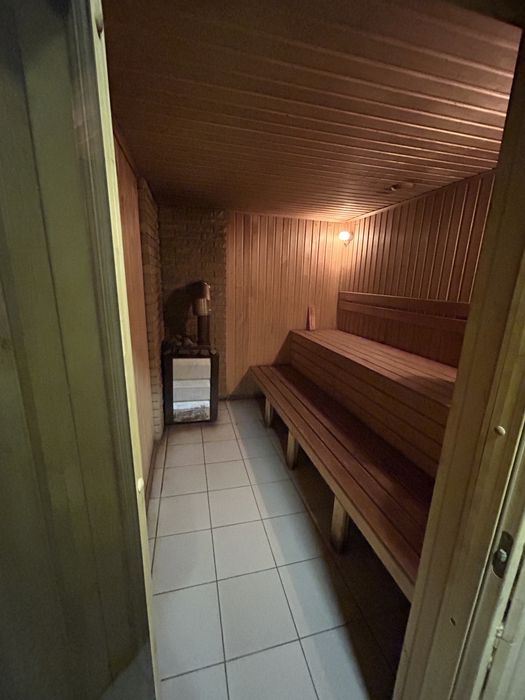 Продам будинок + землі 10 соток