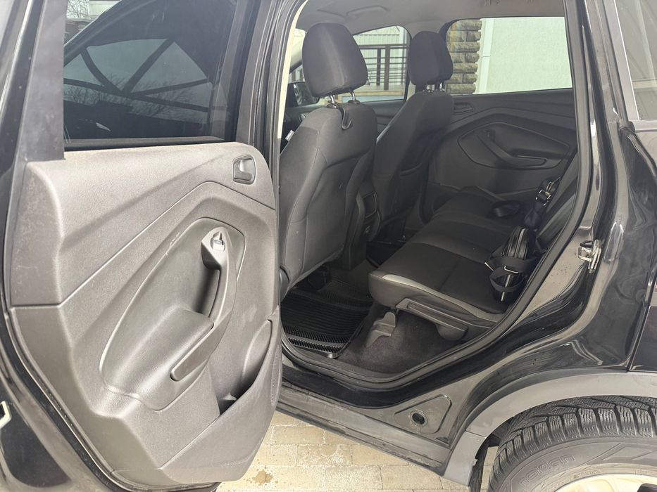 Кроссовер Ford Escape 2.5 duratec