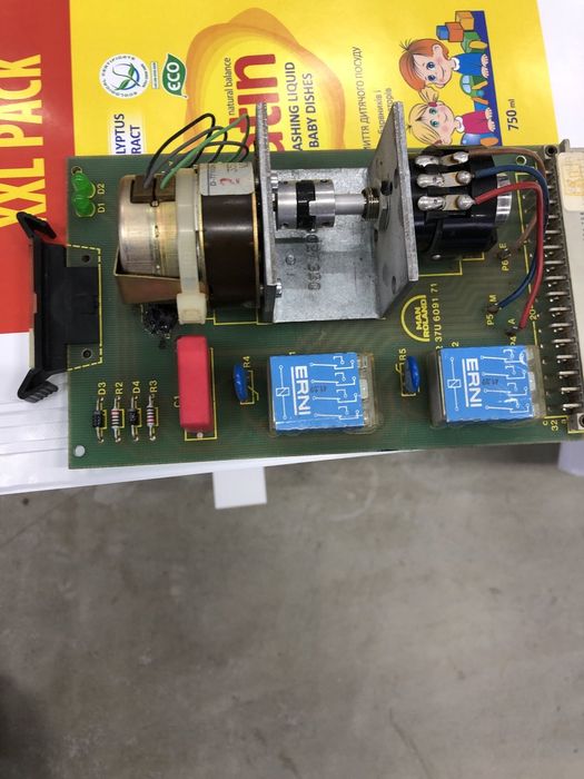 Roland 200 на запчастини