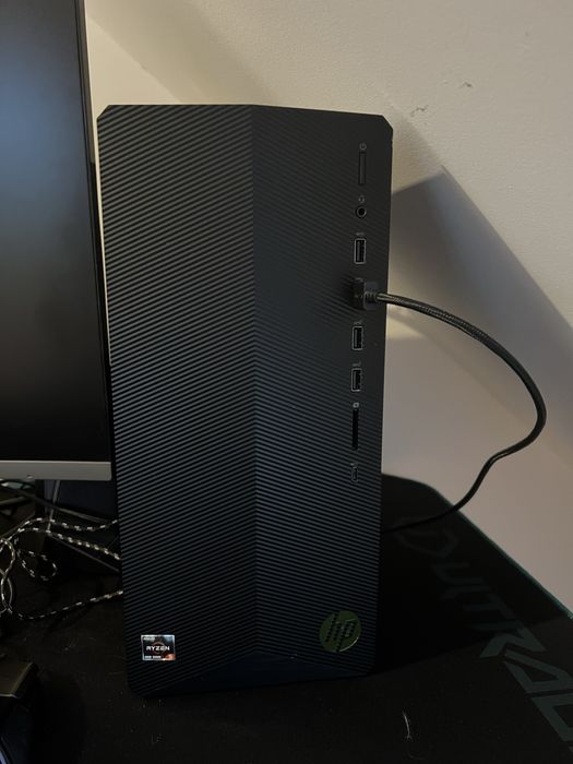 HP Pavilion Gaming R5/16GB/512/Win11 GTX1650 Super