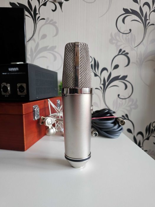 Студійний ламповий мікрофон Warm Audio WA-67