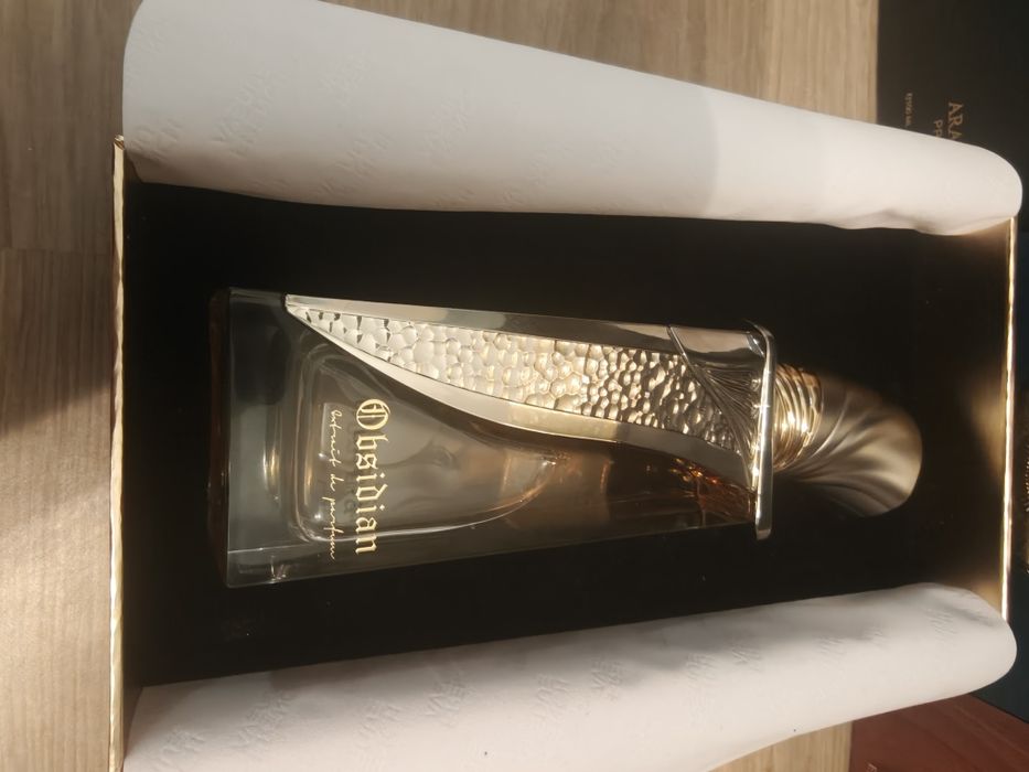 French Avenue Obsidian – Nowość 2025 | Orientalny Unikat (Tylko psik t