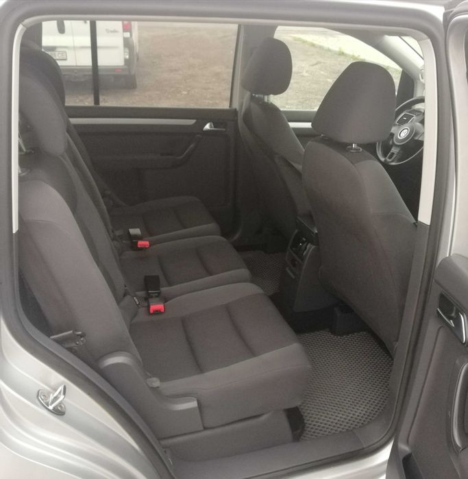 Фольксваген Тоуран