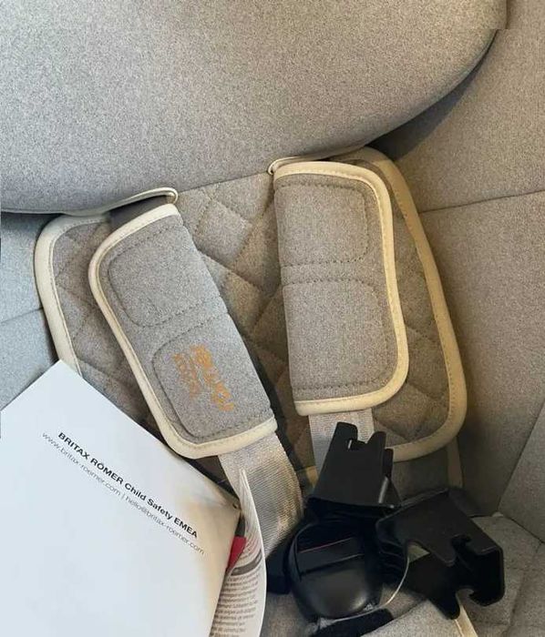 Авто-Кресло Britax Romer Dualfix M i-size Nordic Grey от 0 до 4х лет