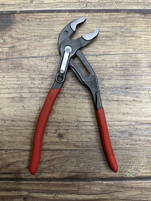 KNIPEX Cobra Szczypce nastawne do rur 180mm