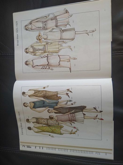 Moda seculo XX - 20th Century Fashion. 1.100 ilustrações coloridas
