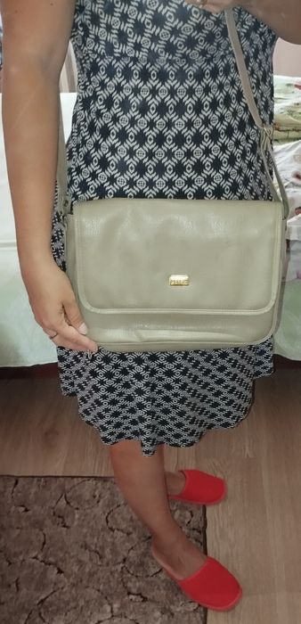 Сумка через плече