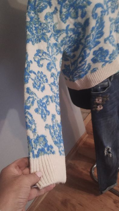 Bardzo ciepły sweter