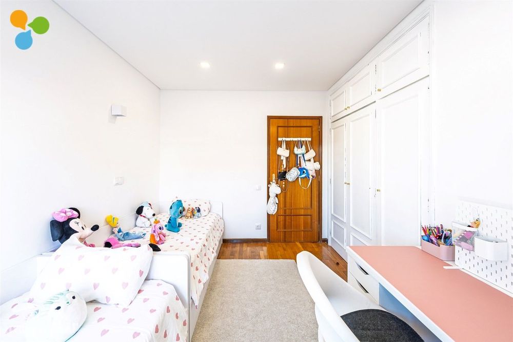 T2 com Suite, Varandas, Garagem e Arrumos - Centro da Maia
