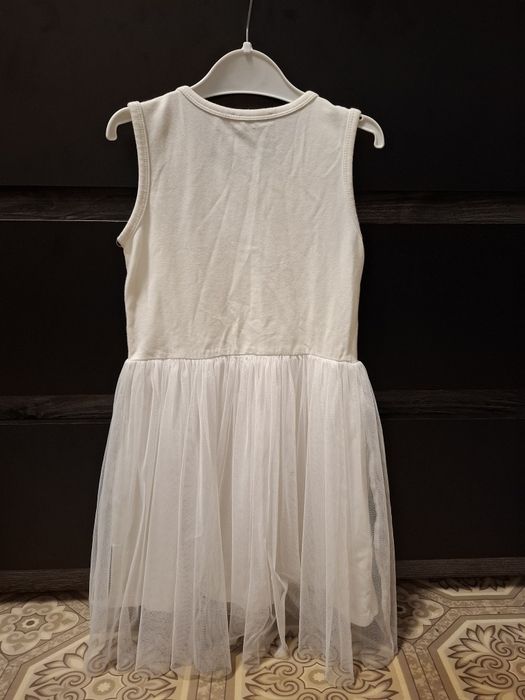 Плаття на дівчинку