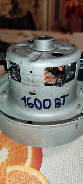 Двигатель на пылесос Самсунг на 1600 вт.ОЛХ доставка + 30 гривень.