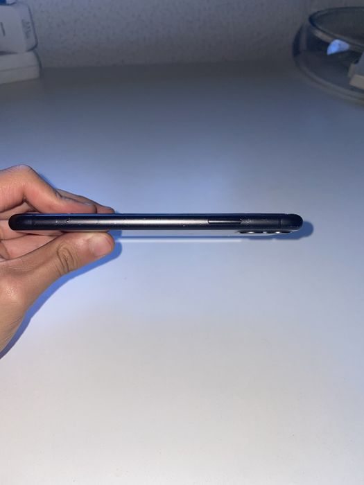 Apple iPhone 11 64 GB
