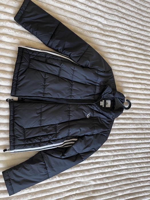 Куртка Adidas, розмір М