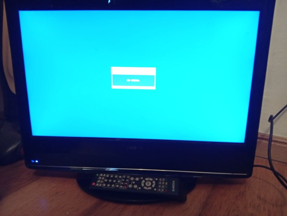 TV Televisor 22" HDMI Leitor DVD c/ Comando