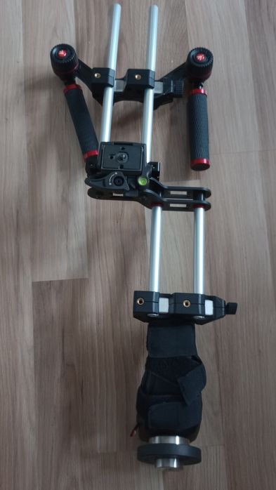 Manfrotto SYMPLa Shoulder Rig 15mm – profesjonalny rig filmowy
