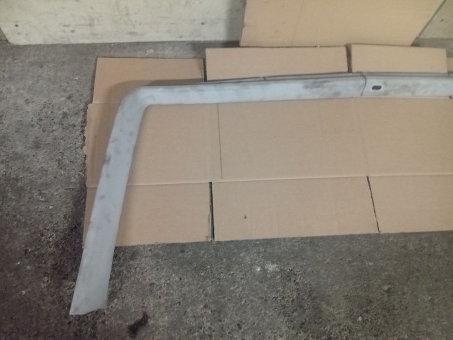 VW T4 Lift Plastiki osłony słupków klapy tylnej