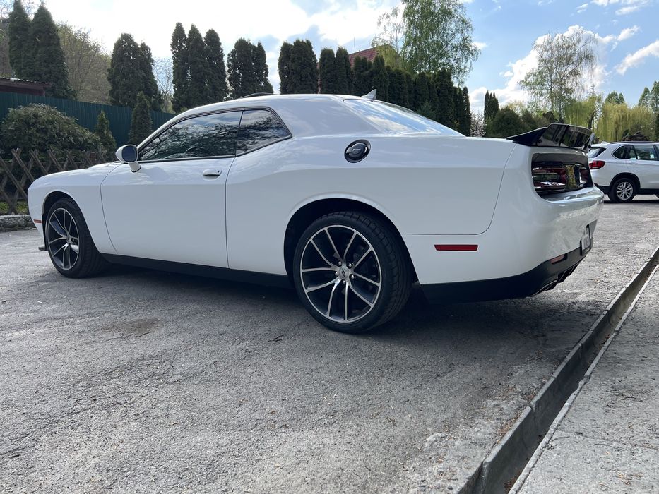 dodge challenger 3.6 SXT plus blacktop 2019