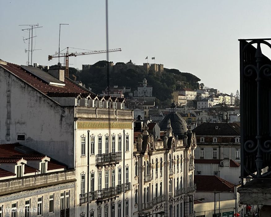T3 para venda na Av. Almirante Reis