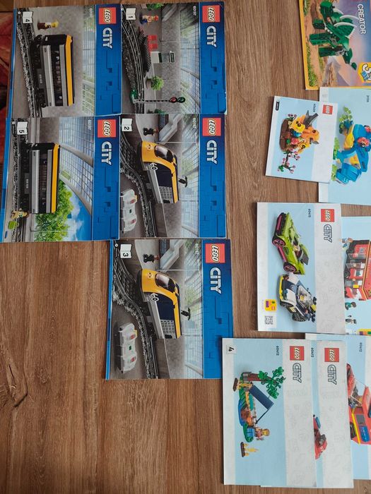 Mix klocków Lego z instrukcjami