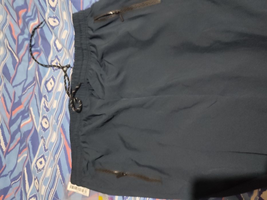 Продам новые спортивные штаны