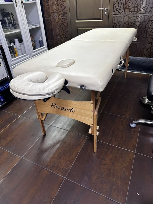 Стіл масажний кушетка Ricardo