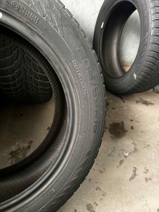 Nokian WR Snowproof 205/55R16