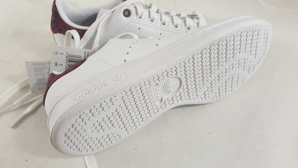 Buty sportowe adidas stan smith   EE4896 r. 39 1/3